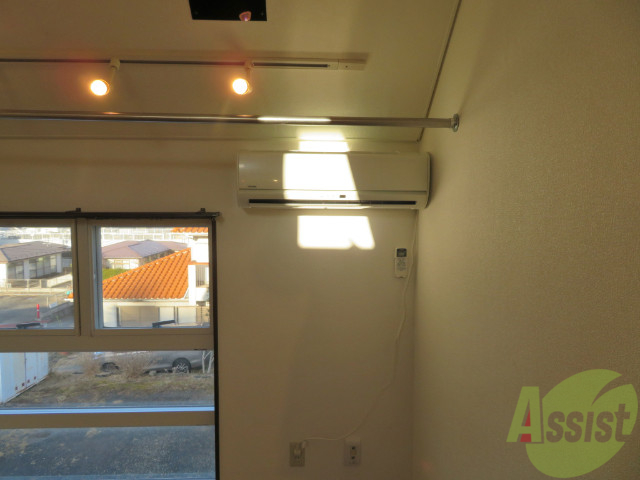 その他設備　エアコンが付いているので入居のその日から快適ですね