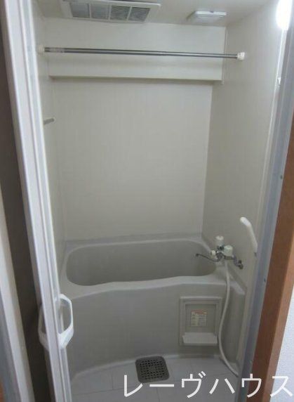 バス・シャワールーム　バス