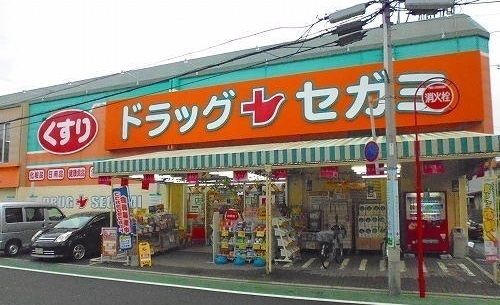 【広島市西区高須台のアパートのドラックストア】