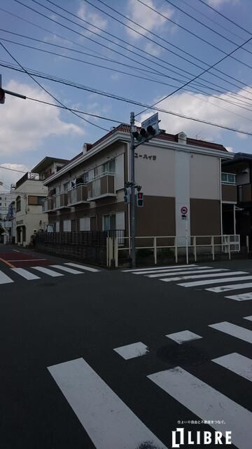 立川市柴崎町のアパートの建物外観