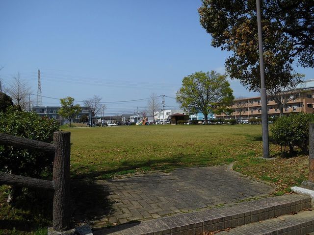 【熊本市南区江越のアパートの公園】