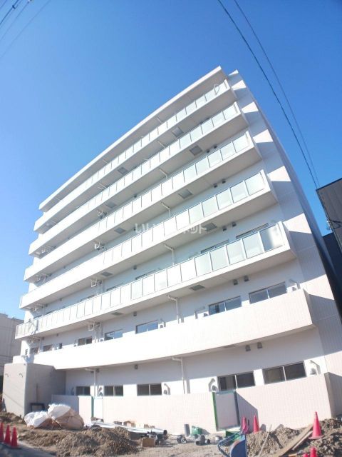 【FREEDOM residence堺深井沢町の建物外観】