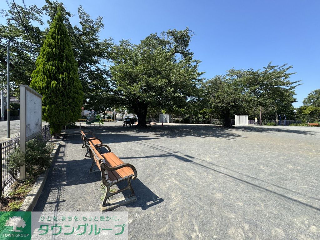 公園　霞台公園（公園）まで820m