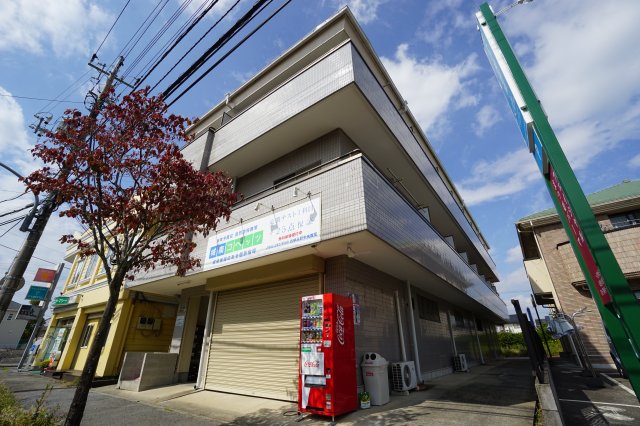 千葉市緑区おゆみ野中央のマンションの建物外観