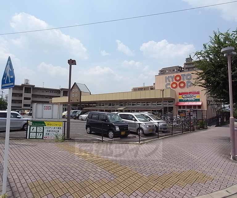 【城陽市寺田のアパートのスーパー】