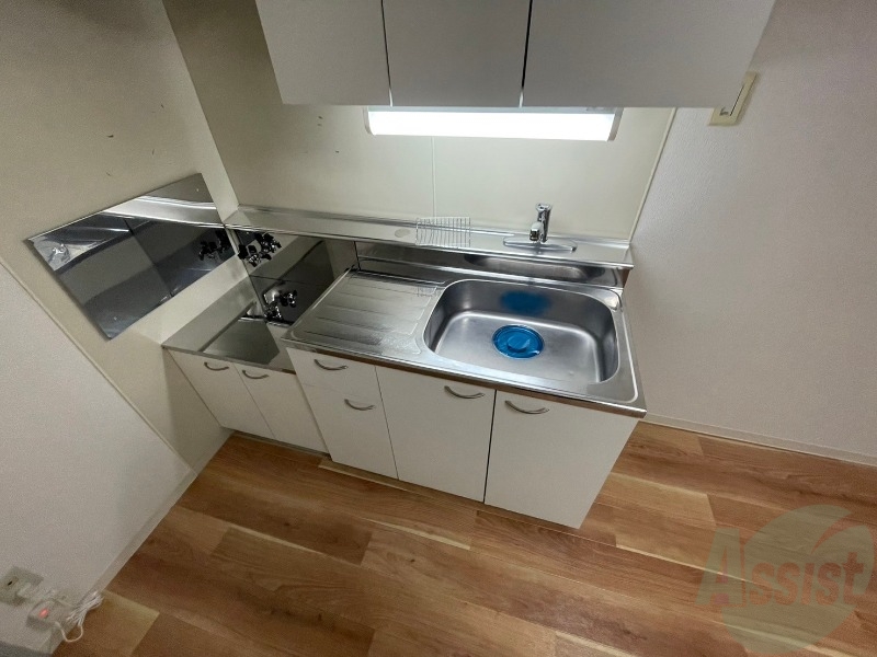 キッチン　キッチンはスペースも広々していて使いやすそうですよ！