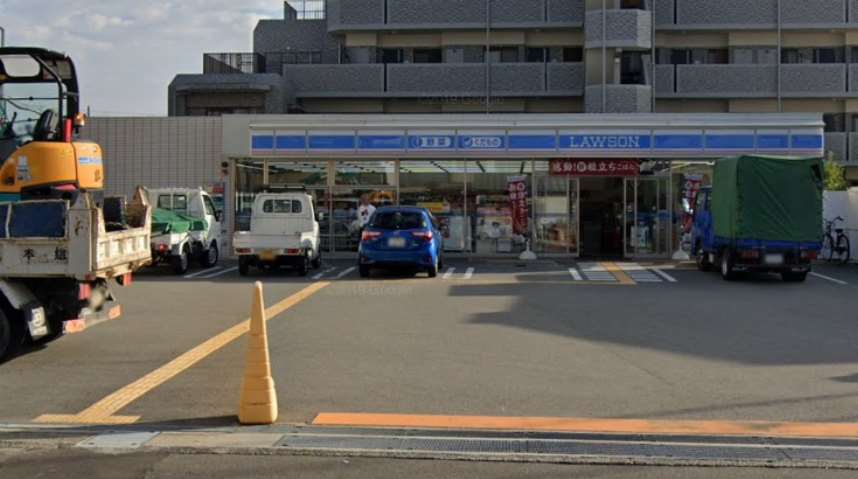 コンビニ　ローソン（コンビニ）まで499m