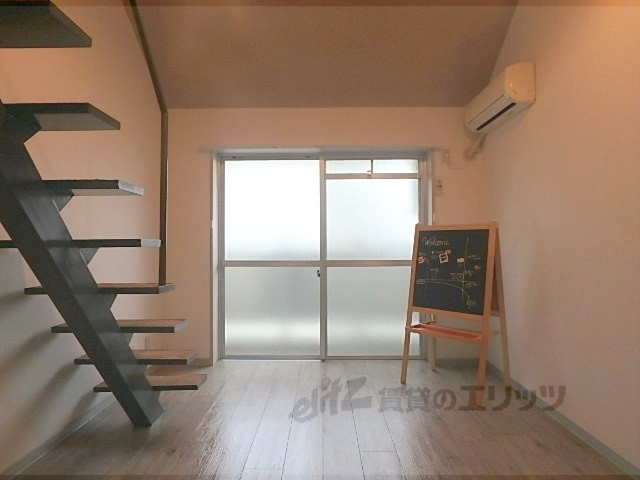 居室・リビング　洋室