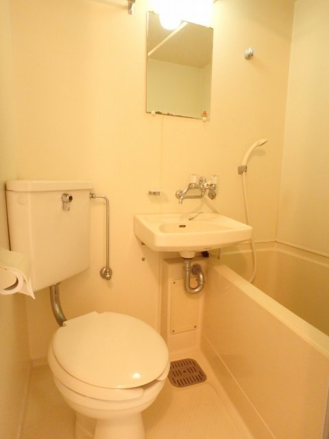 洗面設備　同間取り　別号室