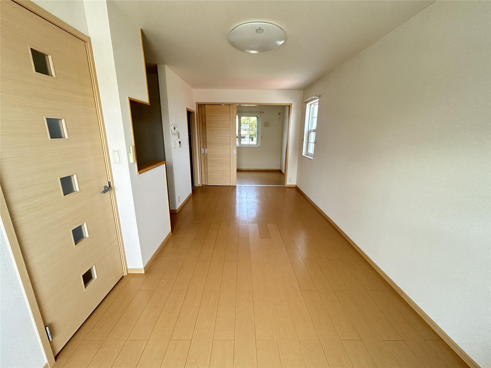 居室・リビング　リビング