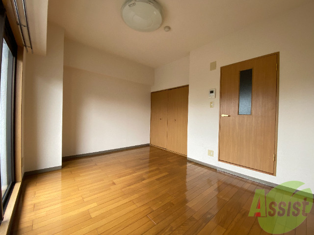 居室・リビング　広々としたリビングで快適にお過ごし出来ます。