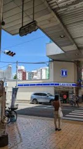 コンビニ　ローソン　姫路呉服町店（コンビニ）まで63m