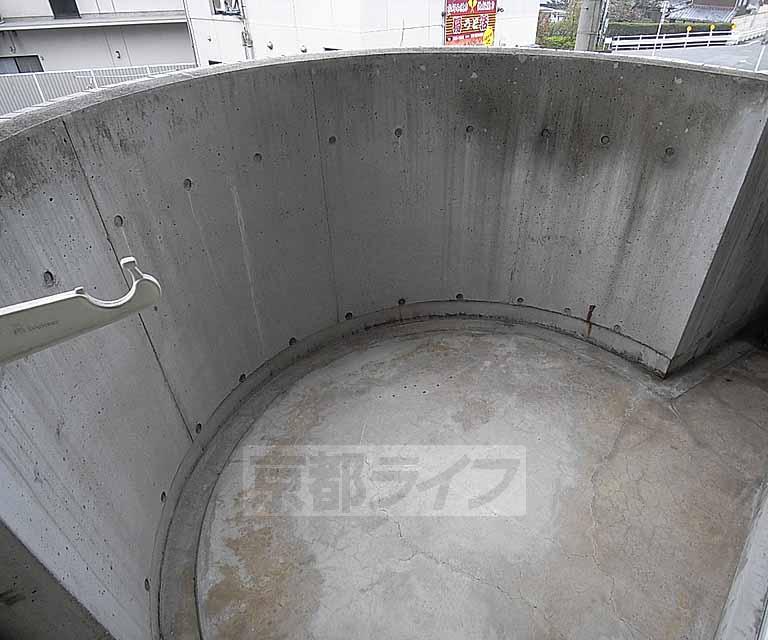 バルコニー　おしゃれな形です