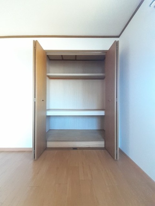 収納　図面と現状に相違がある場合には現状を優先