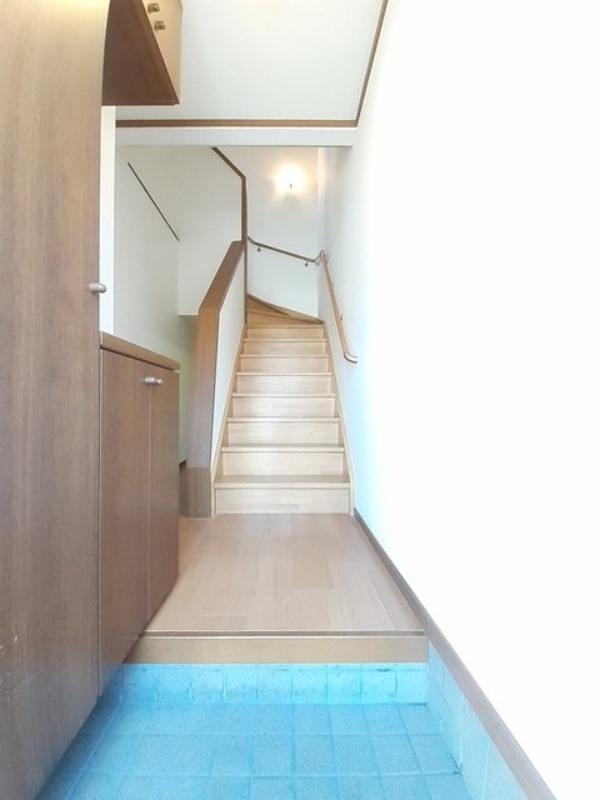 玄関　図面と現状に相違がある場合には現状を優先