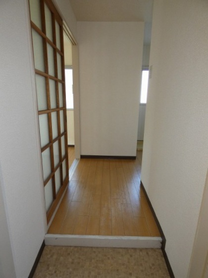 玄関　他号室のお写真です