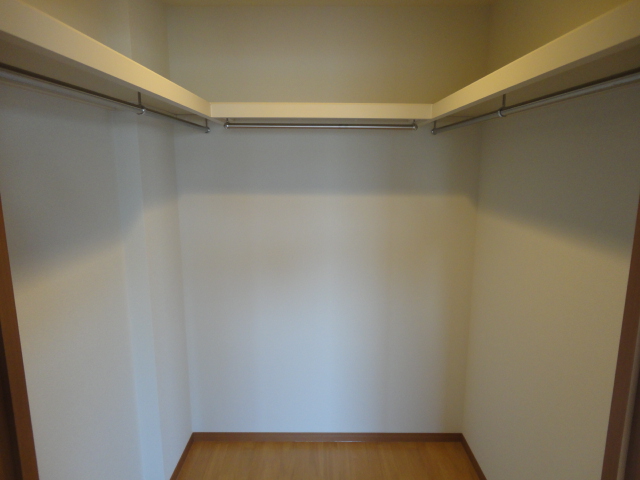 収納　クローゼット