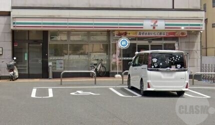コンビニ　セブンイレブン摂津千里丘東1丁目店（コンビニ）まで465m