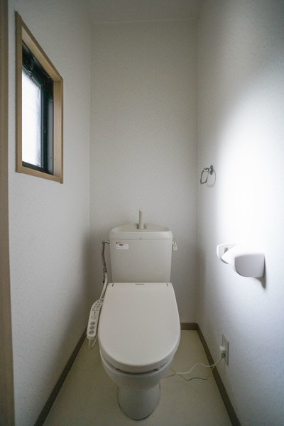 トイレ　同じ建物の別のお部屋