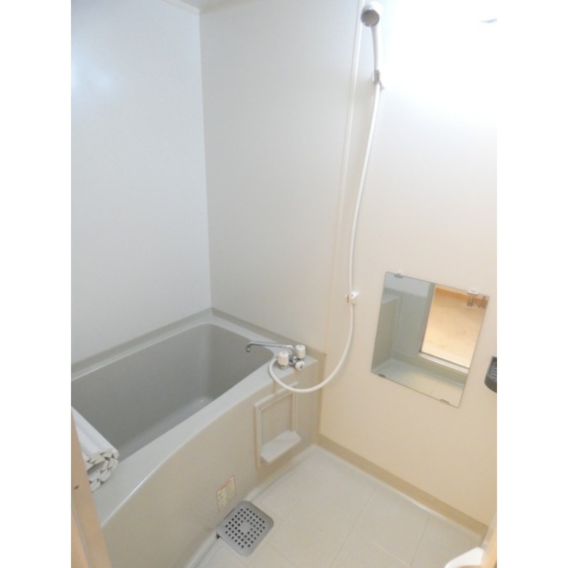 バス・シャワールーム　図面と現状に相違がある場合には現状を優先