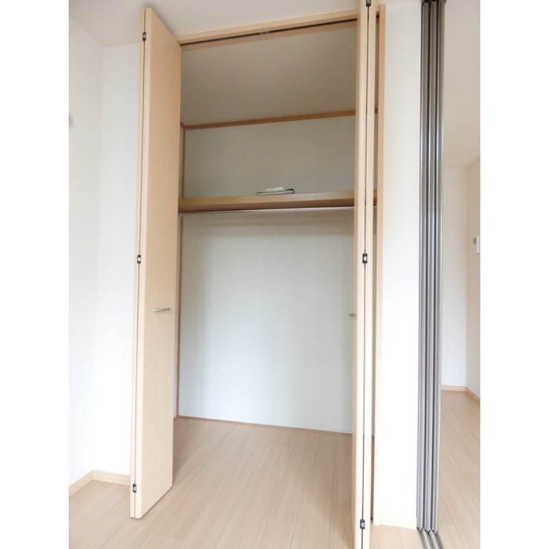 収納　図面と現状に相違がある場合には現状を優先