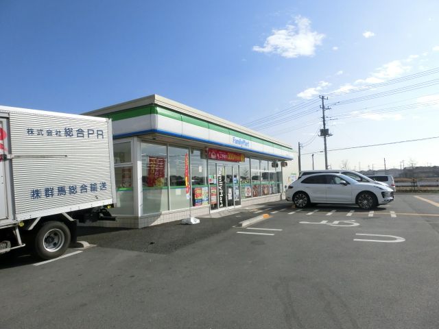 コンビニ　ファミリーマート三郷花和田店（コンビニ）まで2553m