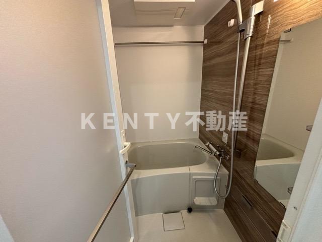 バス・シャワールーム　ゆったり過ごせるお風呂です