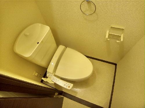 トイレ　ウォシュレットタイプ