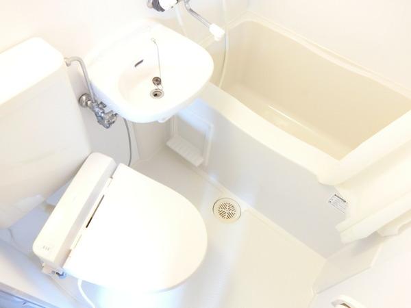 バス・シャワールーム　綺麗です♪