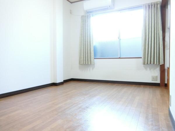 居室・リビング　日当たり良好♪