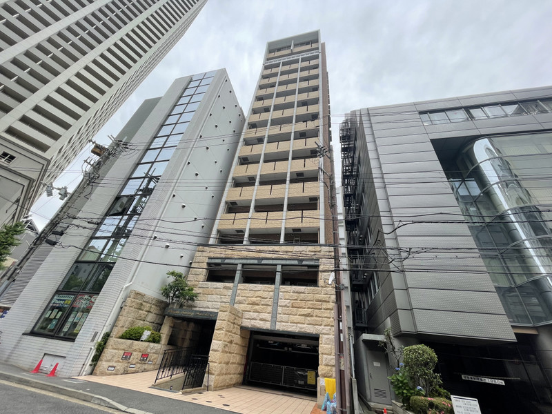 建物外観　プレサンス三宮花時計前