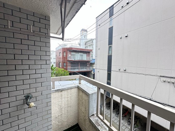 バルコニー　※別部屋の写真です