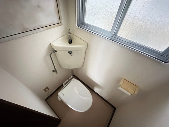 トイレ　※別部屋の写真です