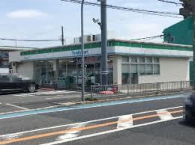 コンビニ　ファミリーマート堺百舌鳥梅北町店（コンビニ）まで625m