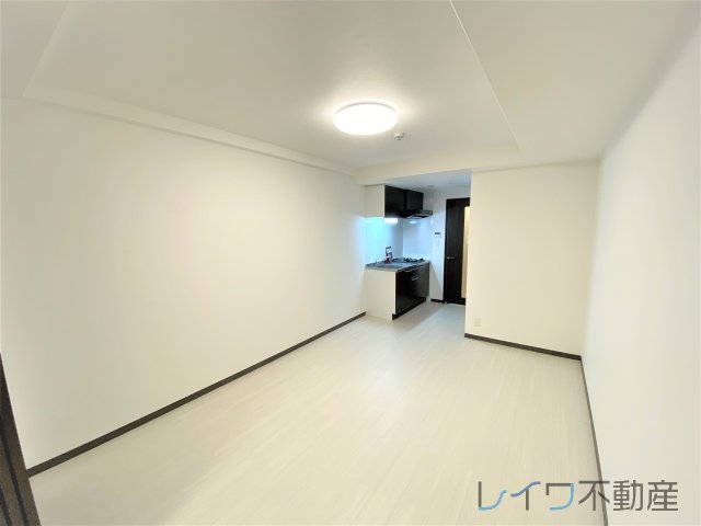 居室・リビング　コンパクトなキッチンで掃除もラクラク