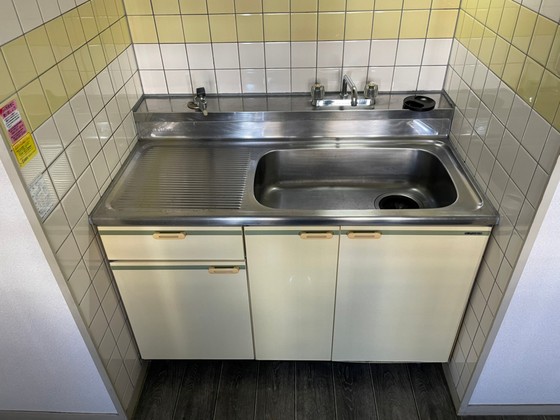 キッチン　※別号室のお写真です