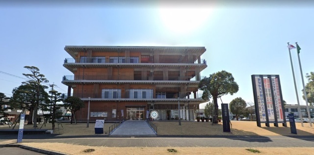 役所　日向市役所（役所）まで994m