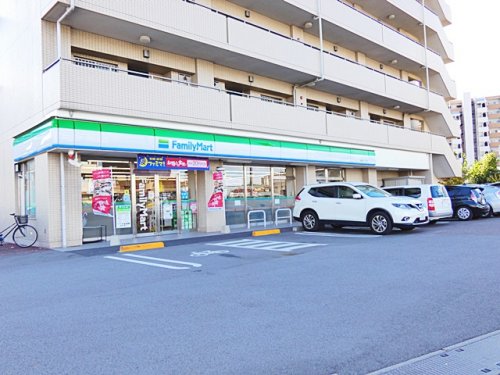 コンビニ　ファミリーマート植田南一丁目店（コンビニ）まで247m