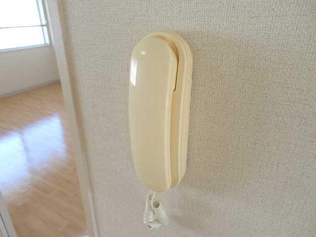 セキュリティ　写真は202号室です（参考）