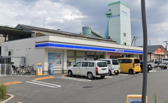 コンビニ　ローソン　豊中利倉東一丁目店（コンビニ）まで445m