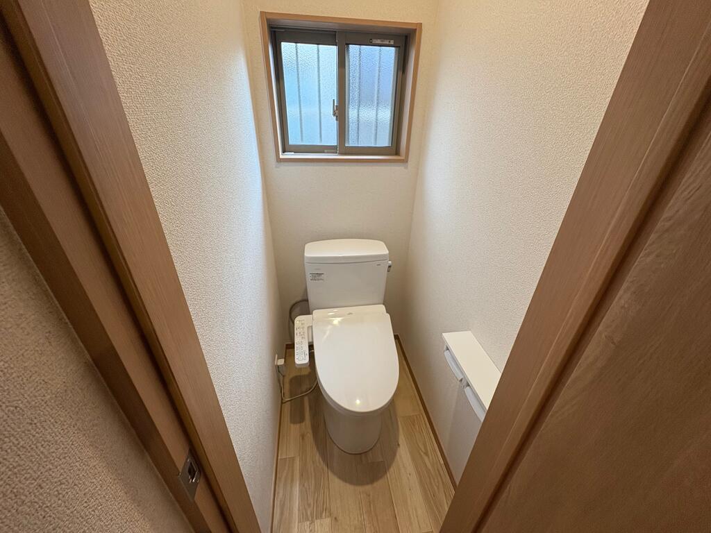 南波アパートのトイレ写真