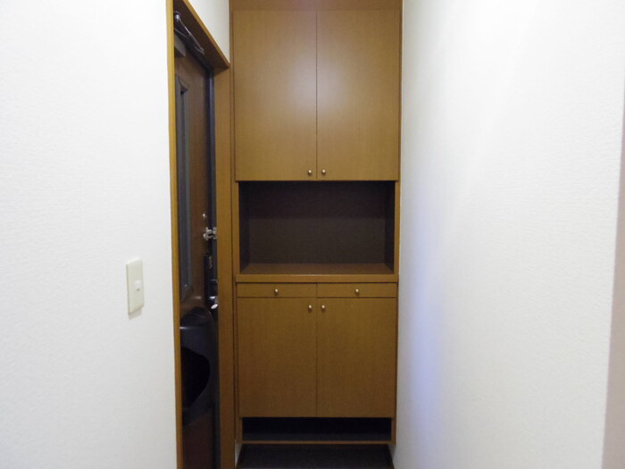 玄関　シューズボックス