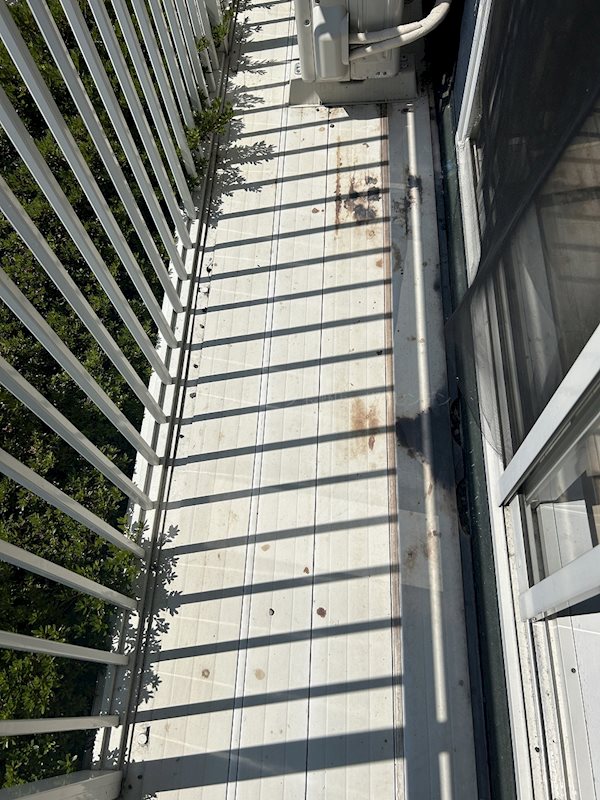 バルコニー　写真は101号室です（参考）