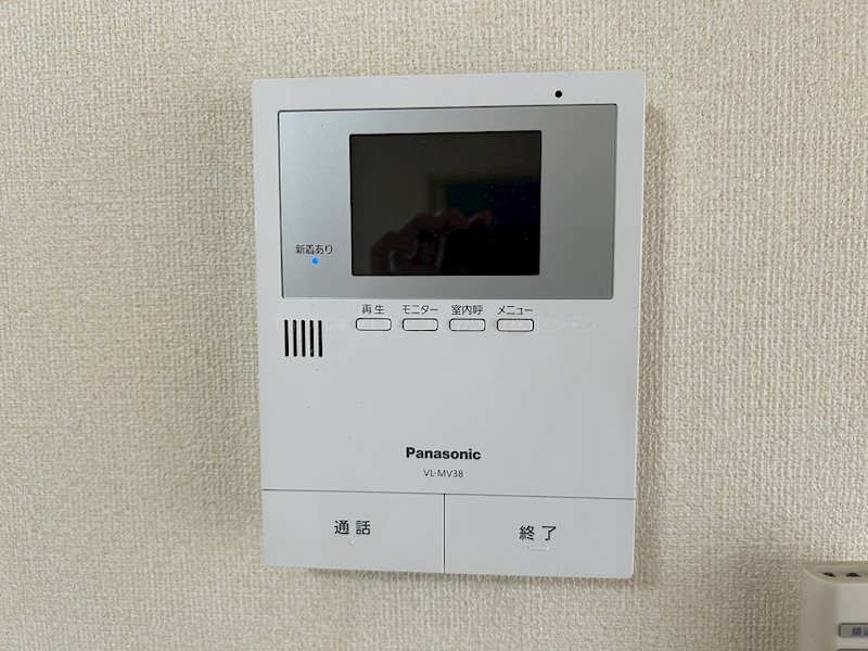 セキュリティ　写真は101号室です（参考）