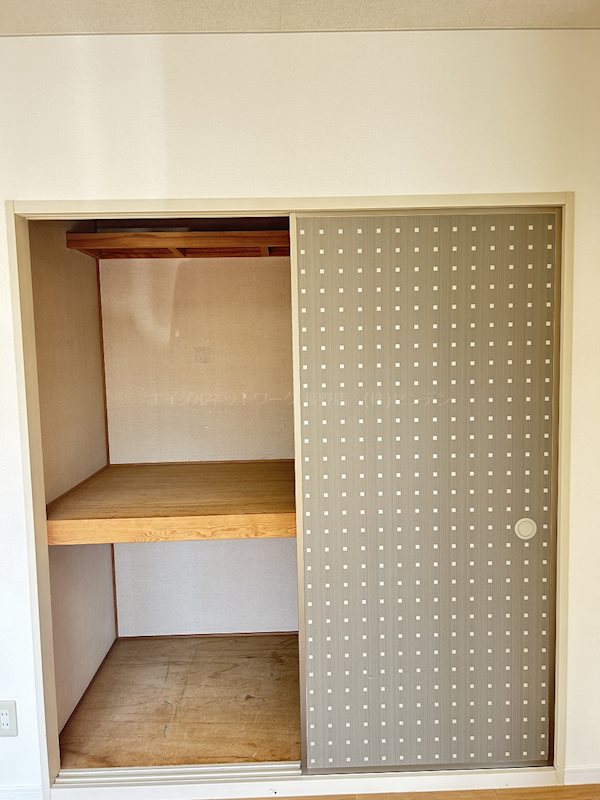 収納　写真は101号室です（参考）