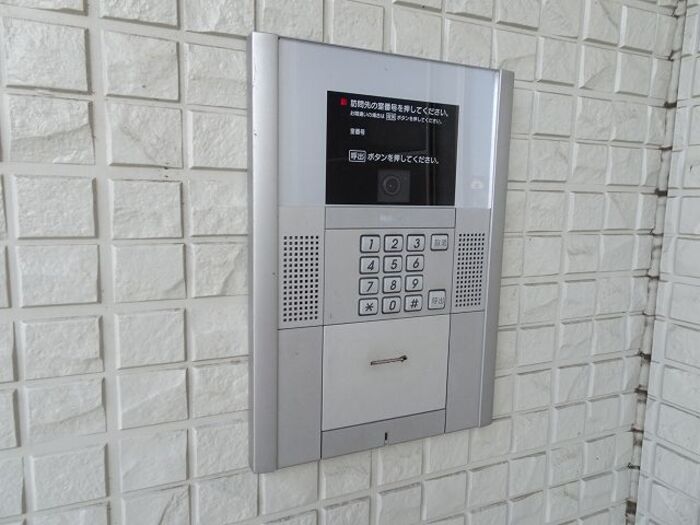 セキュリティ　オートロック付き