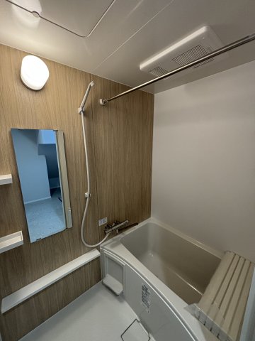 バス・シャワールーム　ゆったり過ごせるお風呂です