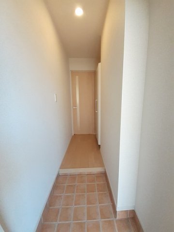 玄関　シューズボックス付きの玄関です☆