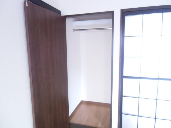 収納　クローゼット