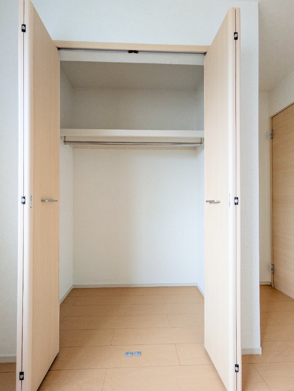 収納　図面と現状に相違がある場合には現状を優先